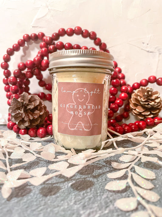 Gingerbread House Soy Candle (10oz)